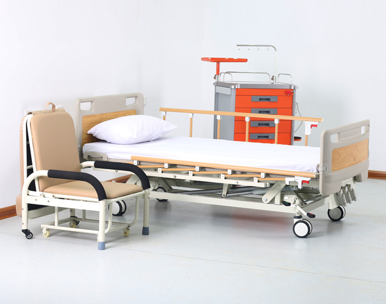 Hand-operated three-bed special bed board sickbed